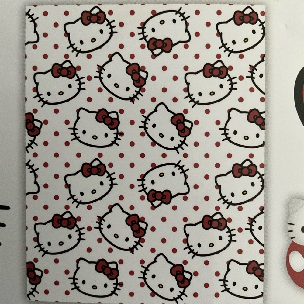 Hello Kitty Polka Dot Plush Throw Blanket - 40” x 50” - Picture 2 of 3